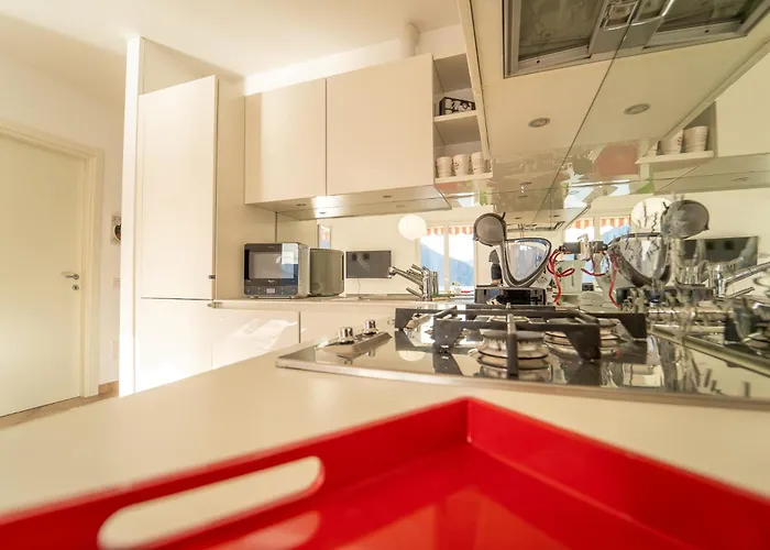 Splendida Casa Con Terrazza Vista E 2 Garage Colonno