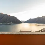 Splendida Casa Con Terrazza Vista E 2 Garage *
